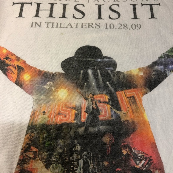 This is it Micheal Jackson T-shirt Tee Med 2009 - Picture 4 of 9